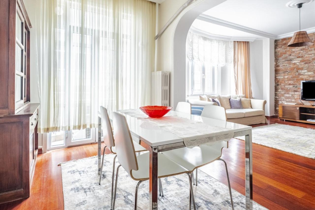 Centrally Located Apartment With Balcony In Sisli Κωνσταντινούπολη Εξωτερικό φωτογραφία